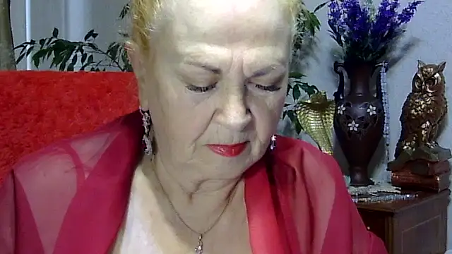 Emma52610 online show from 03/16/25, 05:47