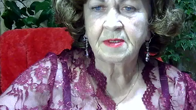 Emma52610 online show from 11/25/25, 03:23