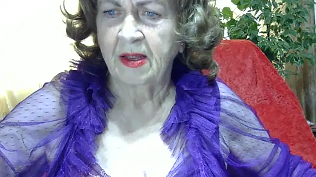 Emma52610 online show from 02/27/26, 08:58