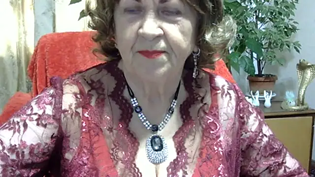 Emma52610 online show from 04/18/26, 07:34