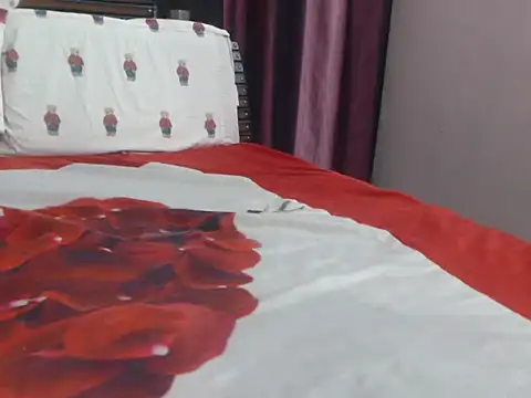 Snapshot of prettyindiandoll chatting on 06/04/26, 04:29 prettyindiandoll online show from 06/04/26, 04:29