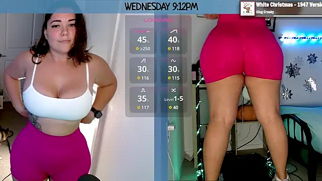Snapshot of MilaValentina chatting on 12/19/24, 02:12 MilaValentina online show from 12/19/24, 02:12