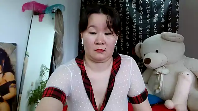 Snapshot of Akira_xx chatting on 01/31/25, 05:51 Akira xx online show from 01/31/25, 05:51