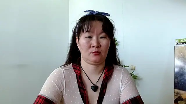 Snapshot of Akira_xx chatting on 02/23/25, 04:39 Akira xx online show from 02/23/25, 04:39