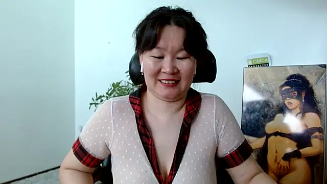 Snapshot of Akira_xx chatting on 02/27/25, 05:13 Akira xx online show from 02/27/25, 05:13