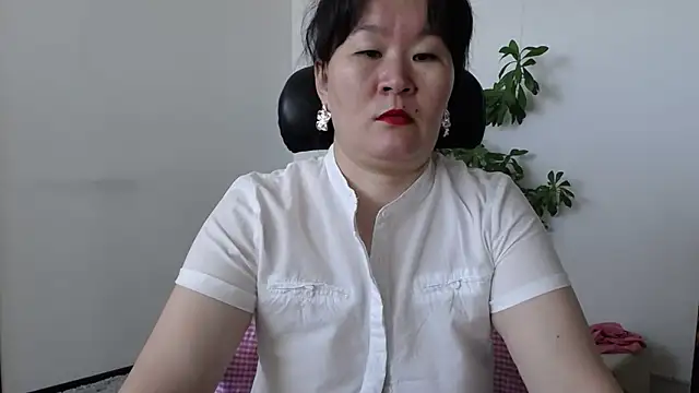 Snapshot of Akira_xx chatting on 09/26/25, 02:26 Akira xx online show from 09/26/25, 02:26