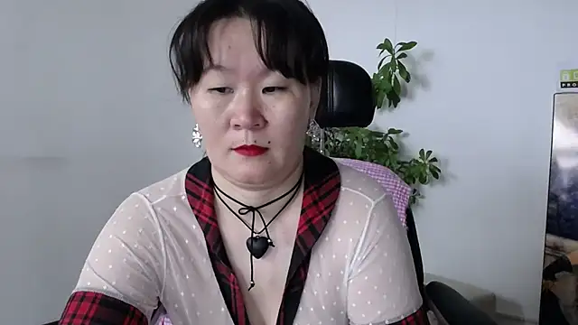 Snapshot of Akira_xx chatting on 09/29/25, 02:27 Akira xx online show from 09/29/25, 02:27