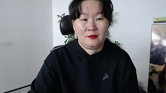 Snapshot of Akira_xx chatting on 10/04/25, 02:20 Akira xx online show from 10/04/25, 02:20