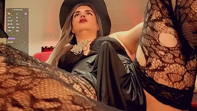 camyl93 online show from 02/09/26, 09:30