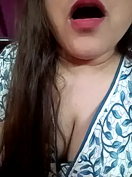 Snapshot of naughtymadam chatting on 02/03/25, 05:29 naughtymadam online show from 02/03/25, 05:29