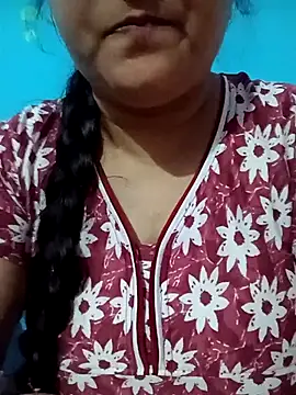 Snapshot of naughtymadam chatting on 03/21/25, 01:56 naughtymadam online show from 03/21/25, 01:56