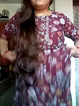 Snapshot of naughtymadam chatting on 02/24/26, 06:44 naughtymadam online show from 02/24/26, 06:44