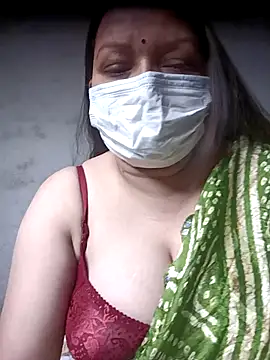 naughtymadam online show from 04/25/26, 05:54