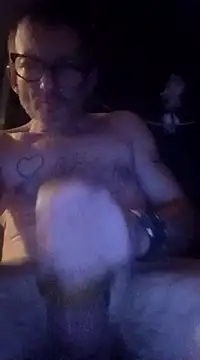 ROBERT0516 online show from 02/11/25, 10:48