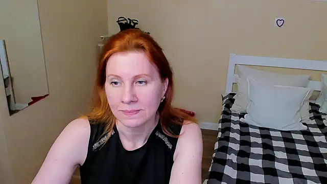 FoxySophia online show from 10/30/25, 01:29