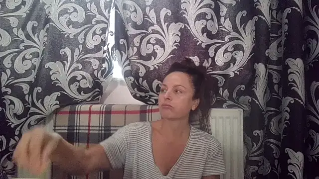 LindaStarS online show from 11/03/25, 10:05