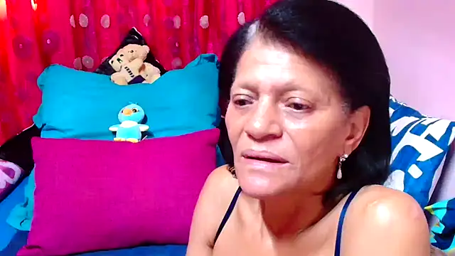 SLUTTYROXY online show from 09/30/25, 06:18