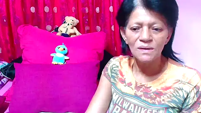 SLUTTYROXY online show from 10/04/25, 06:50