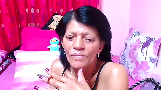 SLUTTYROXY online show from 10/31/25, 07:26