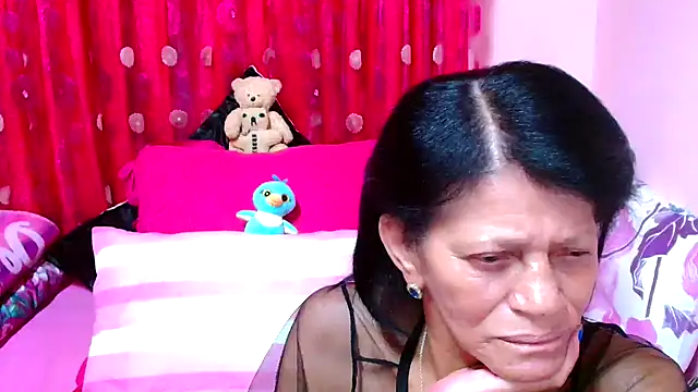 SLUTTYROXY online show from 11/06/25, 06:47