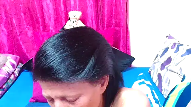 SLUTTYROXY online show from 12/05/25, 07:10