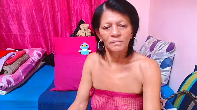 SLUTTYROXY online show from 12/14/25, 09:14