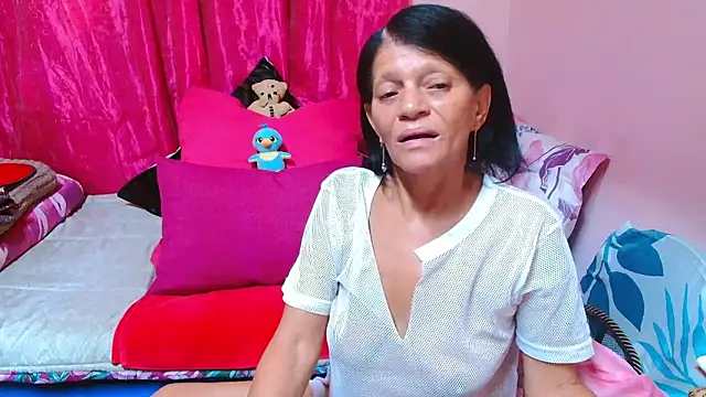 SLUTTYROXY online show from 01/13/26, 05:02