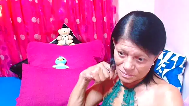 SLUTTYROXY online show from 03/05/26, 05:47