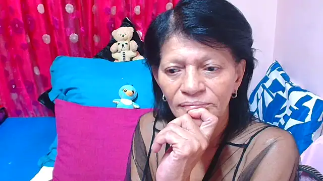 SLUTTYROXY online show from 04/23/26, 12:29