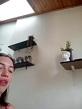 loveuu-bae online show from 12/18/24, 09:18