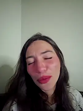 loveuu-bae online show from 09/22/25, 12:34