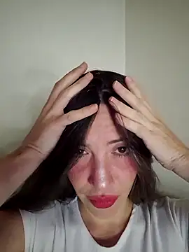 loveuu-bae online show from 07/12/26, 04:25