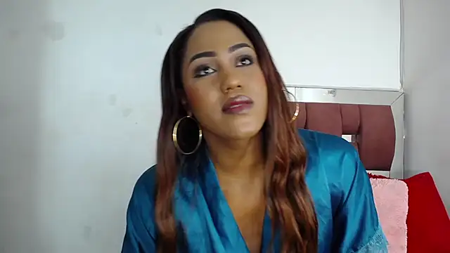 LoraineBigCockTs online show from 09/19/25, 01:34