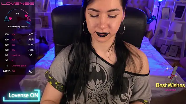 Snapshot of EmilyCandyy chatting on 02/11/25, 09:53 EmilyCandyy online show from 02/11/25, 09:53