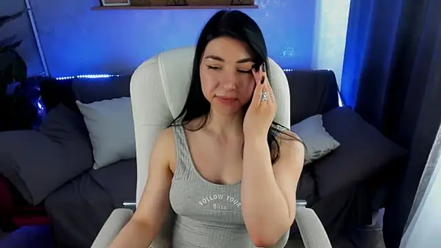 Snapshot of EmilyCandyy chatting on 03/21/25, 10:50 EmilyCandyy online show from 03/21/25, 10:50
