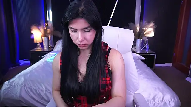 Snapshot of EmilyCandyy chatting on 10/16/25, 06:03 EmilyCandyy online show from 10/16/25, 06:03