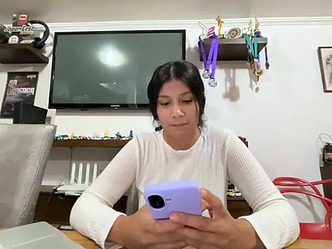 kinky milaxh online show from 04/01/26, 02:45