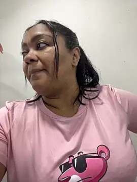 yanza2002 online show from 11/03/25, 10:53