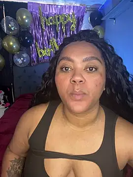 yanza2002 online show from 04/04/26, 07:44