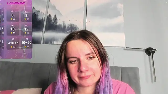 MilaniaCute online show from 11/21/25, 06:50