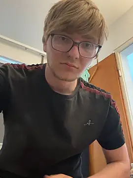 Sven132 online show from 04/27/26, 05:22