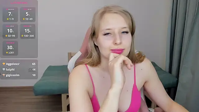 Snapshot of Jessy_Ginger chatting on 02/10/25, 06:13 Jessy Ginger online show from 02/10/25, 06:13