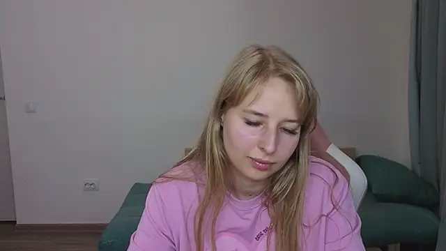 Snapshot of Jessy_Ginger chatting on 09/24/25, 02:31 Jessy Ginger online show from 09/24/25, 02:31