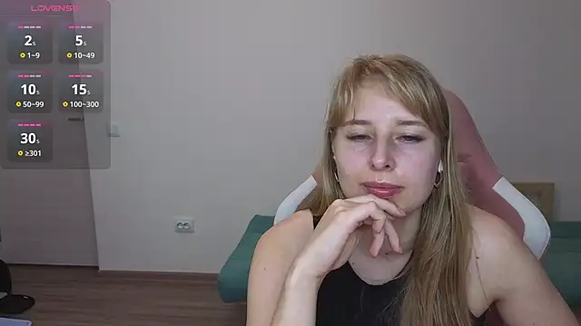 Snapshot of Jessy_Ginger chatting on 09/28/25, 04:23 Jessy Ginger online show from 09/28/25, 04:23