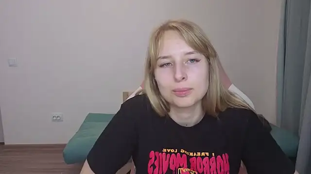 Snapshot of Jessy_Ginger chatting on 11/14/25, 01:21 Jessy Ginger online show from 11/14/25, 01:21