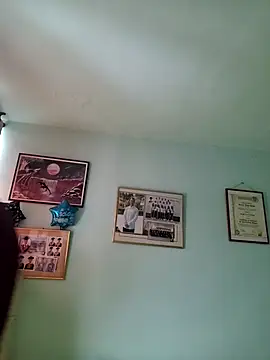 Snapshot of morenito420 chatting on 10/08/25, 07:11 morenito420 online show from 10/08/25, 07:11