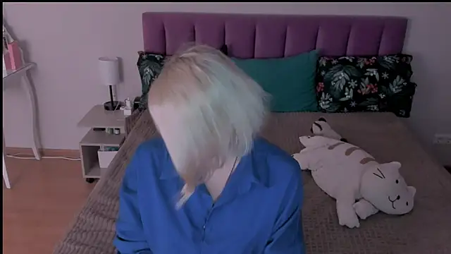 Snapshot of sabrinamacmarren chatting on 03/02/25, 04:21 sabrinamacmarren online show from 03/02/25, 04:21