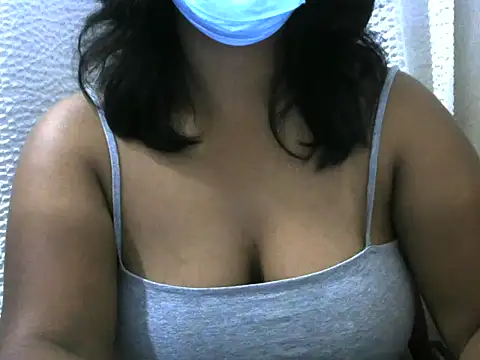 Artinah22 online show from 12/15/25, 07:07