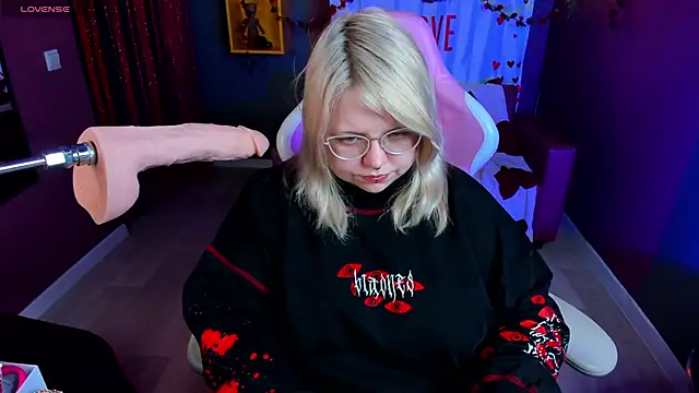 Yoki Shizuko online show from 02/12/26, 06:41