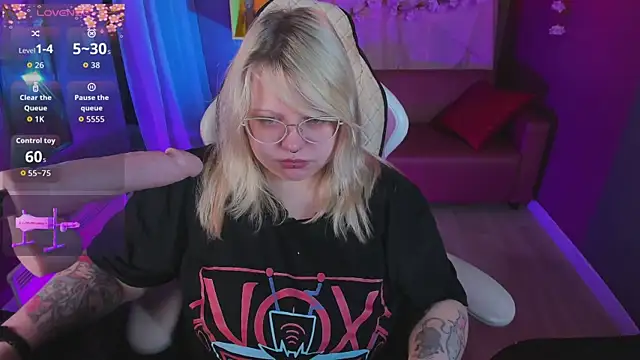 Yoki Shizuko online show from 04/04/26, 06:33